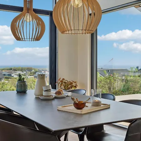 Cozy In With House Sea View Holiday home *