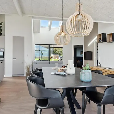 Cozy In With House Sea View Holiday home *