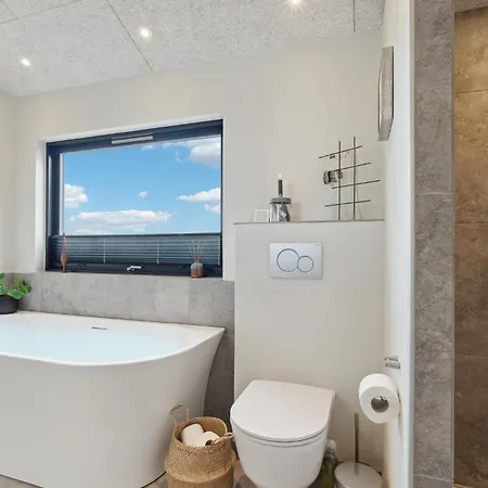 Cozy In With House Sea View Holiday home